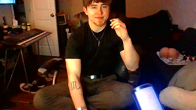 JCstrings online show from 8, 3, 2025