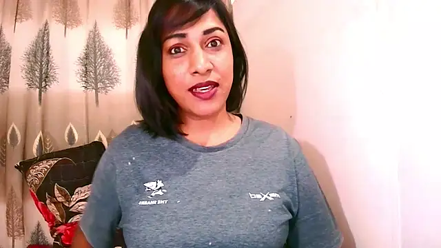 Snapshot of Indian_Erotic69 chatting on 21, 5, 2026 Indian Erotic69 online show from 21, 5, 2026