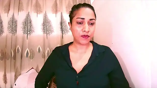 Snapshot of Indian_Erotic69 chatting on 20, 5, 2026 Indian Erotic69 online show from 20, 5, 2026