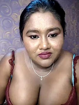 Snapshot of horny_diana chatting on 19, 6, 2026 horny diana online show from 19, 6, 2026