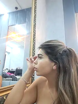 Bella Posh online show from 23, 10, 2025