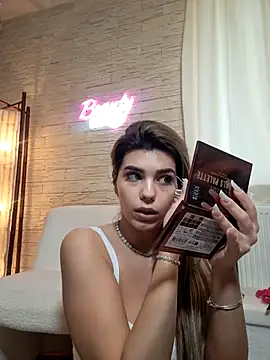 Bella Posh online show from 1, 2, 2026