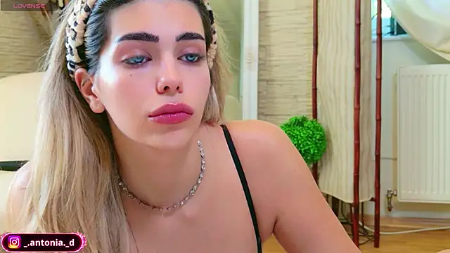 Bella Posh online show from 19, 6, 2026