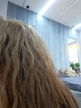 Bella Posh online show from 6, 10, 2025