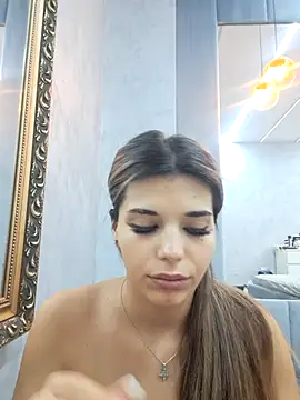 Bella Posh online show from 27, 10, 2025