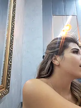 Bella Posh online show from 17, 10, 2025