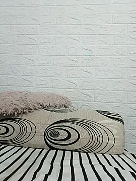 Ramona870 online show from 9, 11, 2025