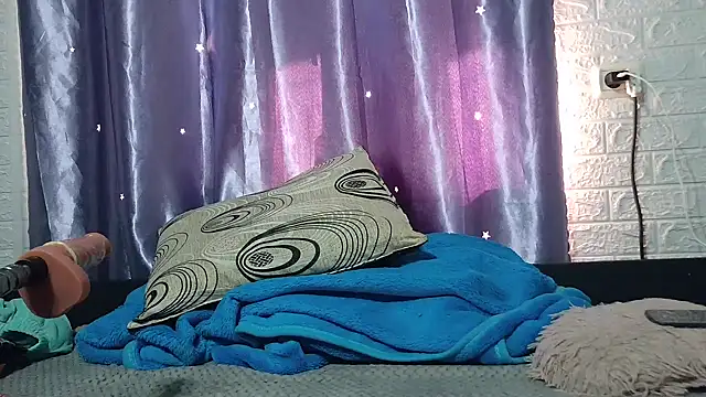 Ramona870 online show from 13, 3, 2026