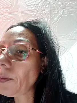 Ramona870 online show from 5, 11, 2025