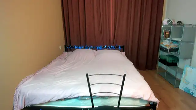 Mystic Doll online show from 12, 9, 2025