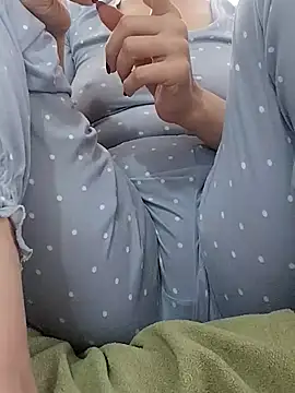 BUSE8821 online show from 5, 12, 2025