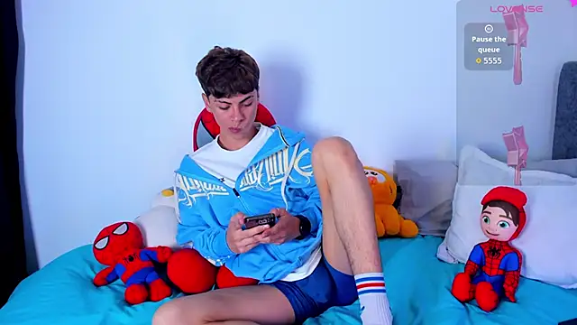 callum 77 online show from 17, 12, 2025