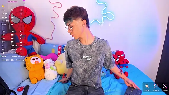 callum 77 online show from 4, 10, 2025