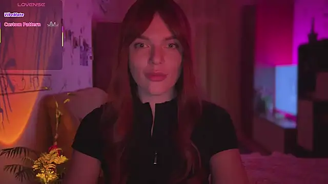 CherryRed Girl online show from 14, 5, 2026