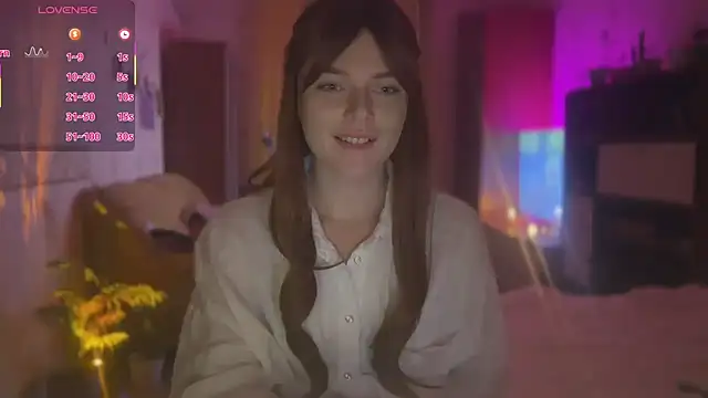 CherryRed Girl online show from 23, 11, 2025