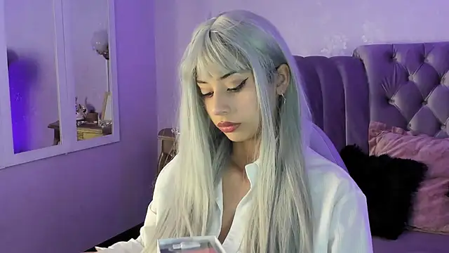 Seren Bleck online show from 17, 9, 2025