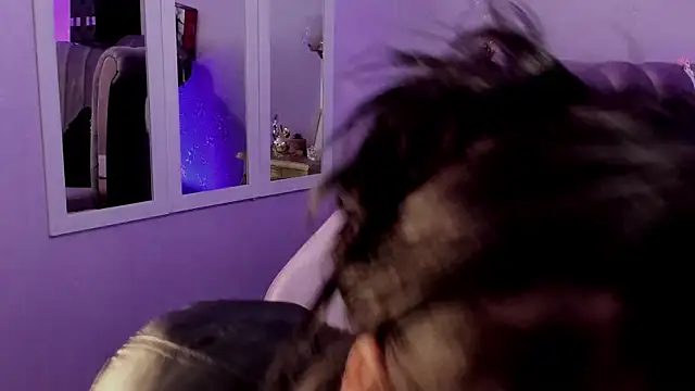 Seren Bleck online show from 12, 9, 2025