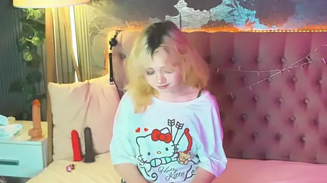 EmilyAngells online show from 28, 5, 2026