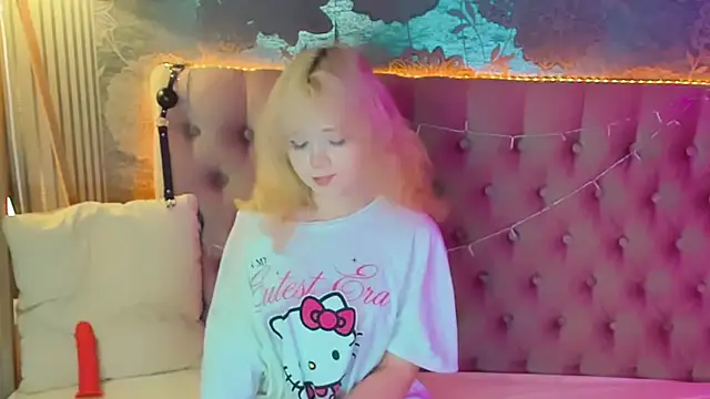 EmilyAngells online show from 1, 7, 2026