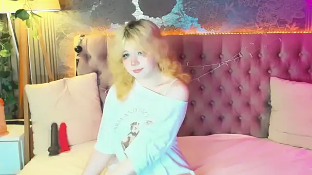 EmilyAngells online show from 25, 5, 2026