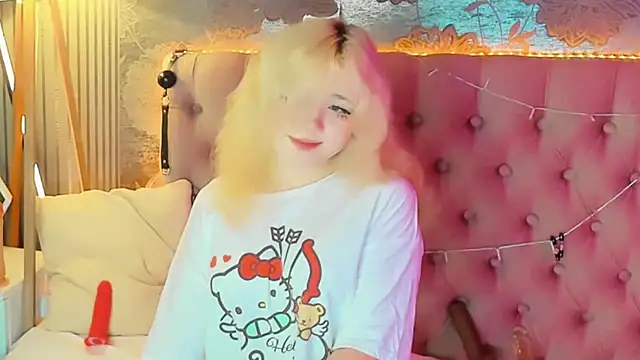 EmilyAngells online show from 12, 7, 2026