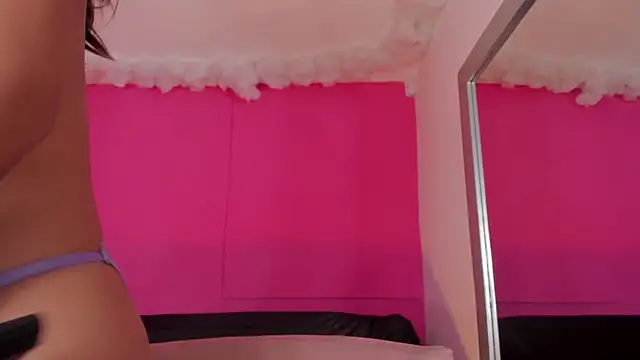 violett 24  online show from 16, 3, 2025