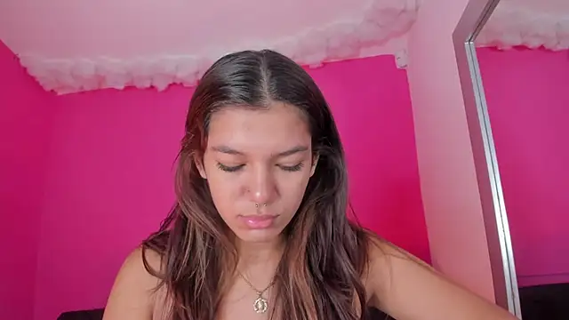 violett 24  online show from 8, 3, 2025