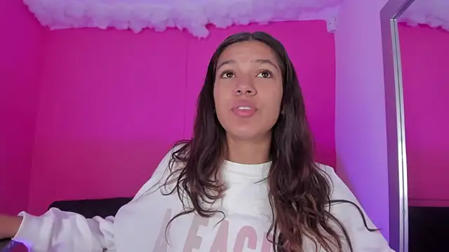 violett 24  online show from 15, 3, 2025