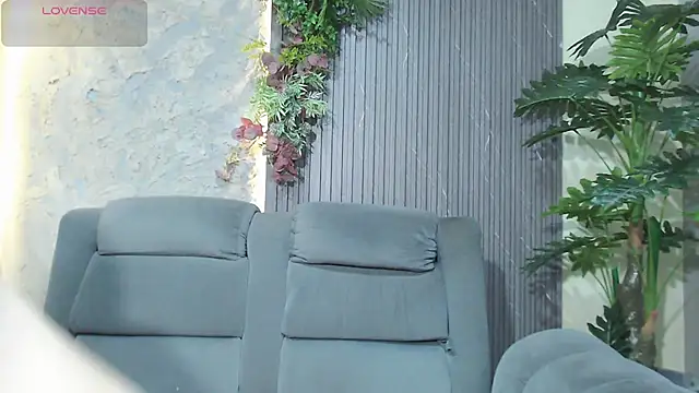 denise babe  online show from 15, 10, 2025