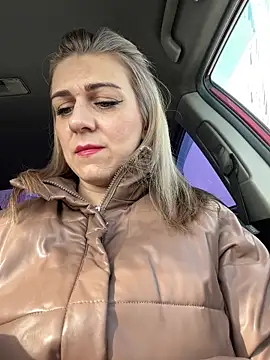 Lusi Luxary online show from 14, 3, 2025