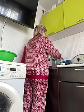 Lusi Luxary online show from 17, 3, 2025