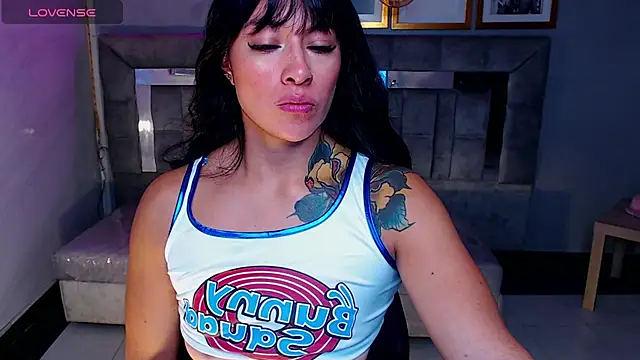 Isabella Collen v online show from 17, 10, 2025