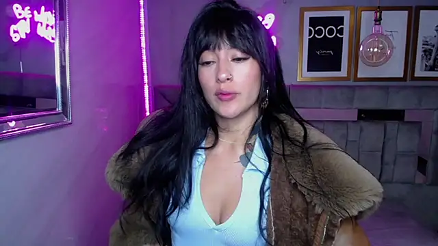 Isabella Collen v online show from 17, 3, 2025