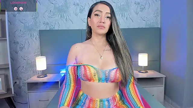 Snapshot of Gabriellacox chatting on 1, 12, 2025 Gabriellacox online show from 1, 12, 2025