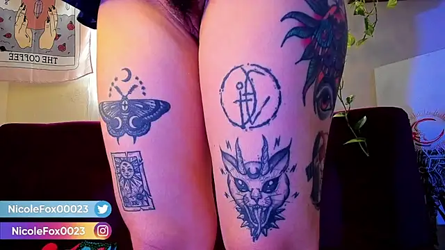 NicoleFox23  online show from 26, 10, 2025