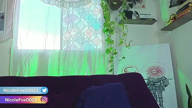 NicoleFox23  online show from 22, 11, 2025