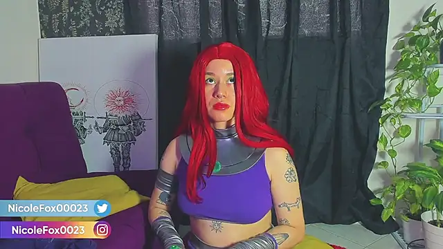 NicoleFox23  online show from 12, 3, 2025