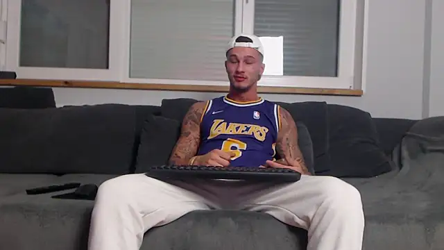 Zzedd online show from 6, 3, 2025