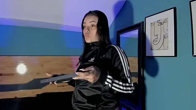 ChloeAllennn online show from 12, 5, 2026
