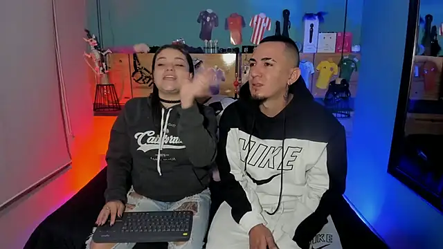 ChloeAllennn online show from 26, 6, 2026
