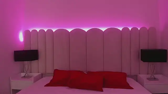 Antonella Smiith  online show from 29, 10, 2025