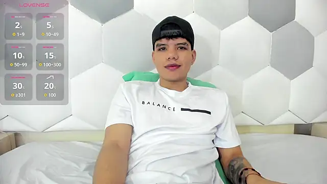 Axel Forte online show from 7, 11, 2025