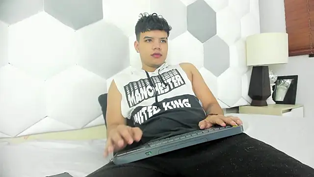 Axel Forte online show from 9, 4, 2026