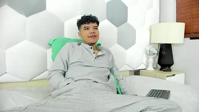 Axel Forte online show from 1, 12, 2025