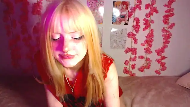 KimiSakura online show from 15, 10, 2025