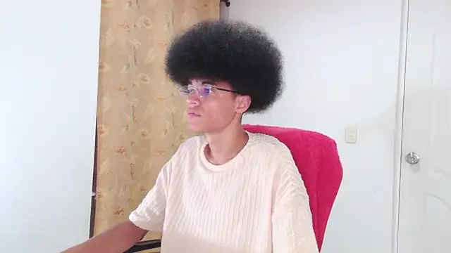 Snapshot of Smith_Gael chatting on 21, 4, 2026 Smith Gael online show from 21, 4, 2026