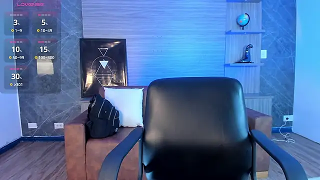 Ivaannaa  online show from 2, 12, 2025