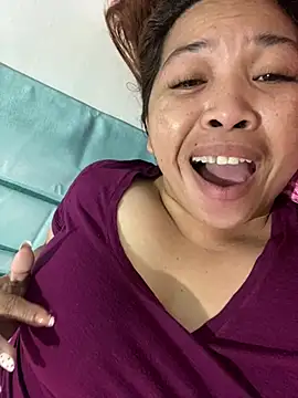 Sweet fatty18 online show from 18, 2, 2026