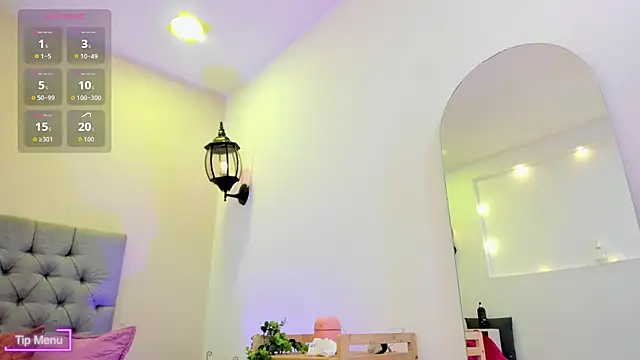 Maite Smith  online show from 7, 2, 2026