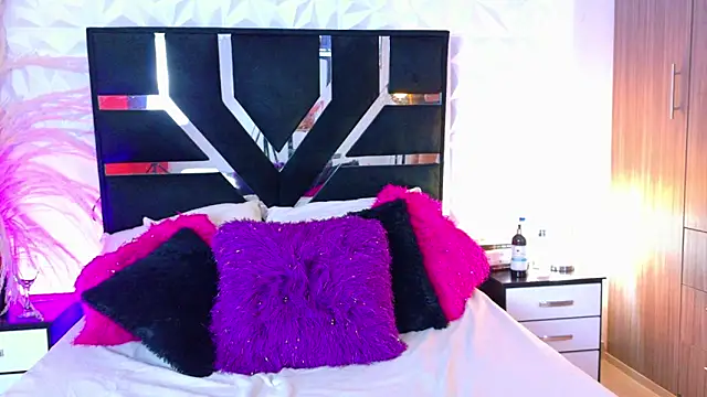 zarahCute online show from 22, 3, 2025